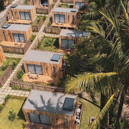Lalagalu - Beachfront Ecocabins Diani Beach Zewnętrze zdjęcie