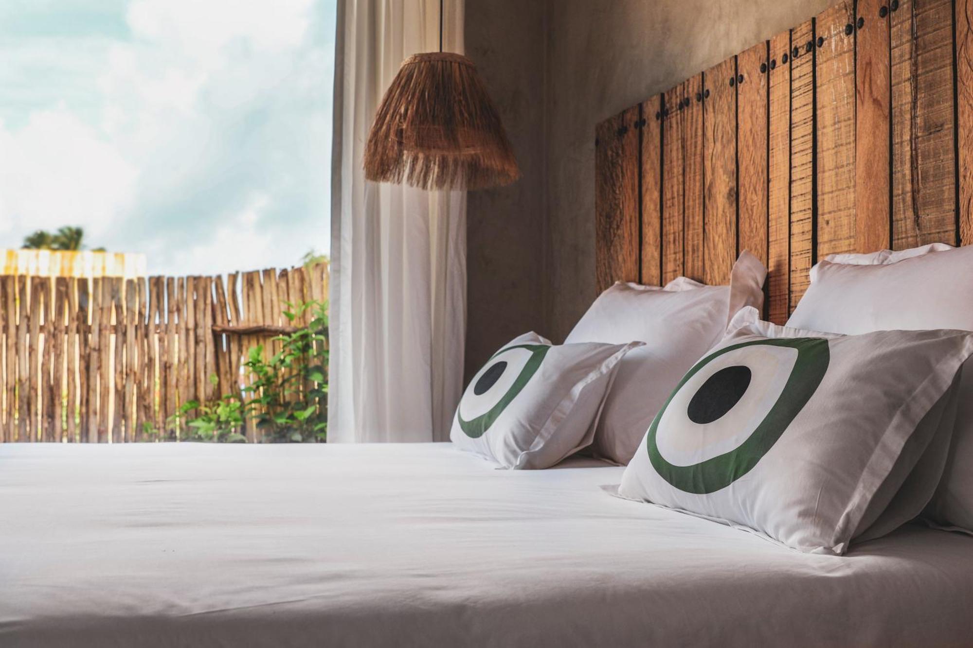 Lalagalu - Beachfront Ecocabins Diani Beach Zewnętrze zdjęcie